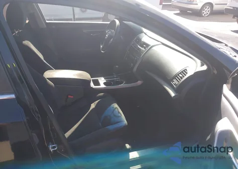 2014 Nissan Altima 2.5 from USA, damaged, VIN 1N4AL3AP4EC133512